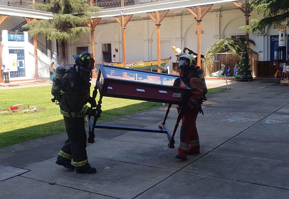 Bomberos Valparaíso tweet media