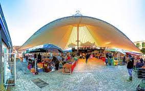 Lisnacullia's tweet photo. #StudentEnterprise My Top Three Tips as teams prepare for Christmas Markets, (1)WRAP UP WELL, it can be cold! (2) Bring change - especially if you want sales (3) Smile, customers don't buy from people who scowl. https://t.co/DKASxOoj5m