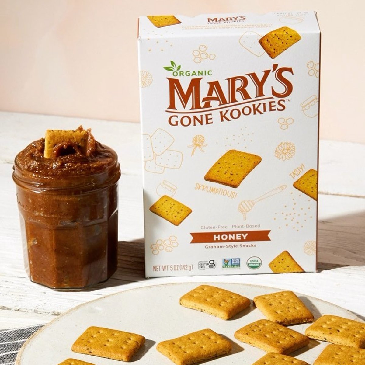Honey4Pros (@honey4pros) on Twitter photo Meet a #HoneySavesHives partner, @gonecrackers! The company highlights the vital link between honey bees and our food. Learn how choosing honey-infused products helps save hives and support beekeepers. bit.ly/44f3eV9 Meet a #HoneySavesHives partner, @gonecrackers! The company highlights the vital link between honey bees and our food. Learn how choosing honey-infused products helps save hives and support beekeepers. bit.ly/44f3eV9