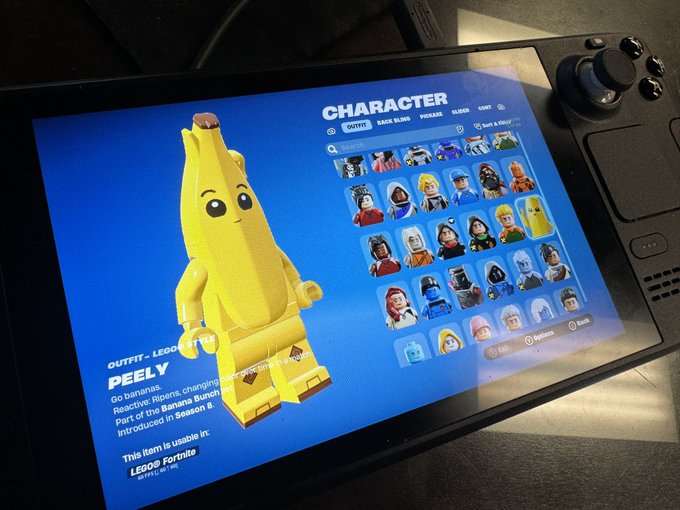 Oh my GOD it&rsquo;s real!!! #LEGOFortnite https://t.co/75ZiWR5xiA<a href="/tag/legofortnite"class="tags">#LEGOFortnite</a>