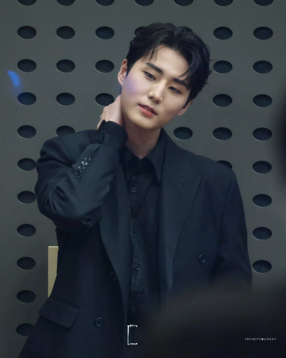 Infinite6udday's tweet photo. 231207 데키라

#DAY6 #데이식스
#YoungK #영케이 https://t.co/II5JDNleLB
