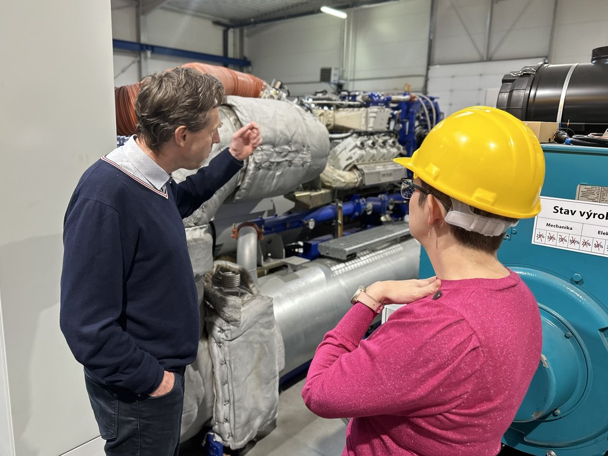 TEDOM_CHP's tweet image. 🌟 Hosted a visit from Vysočina Regions&apos;s Deputy Governor Hana Hajnova &amp;amp; Councillor Jan Břížďala! 
Explored Czech Republic&apos;s energy needs and showcased our #CHPunit production during the engaging visit. 🌍💡