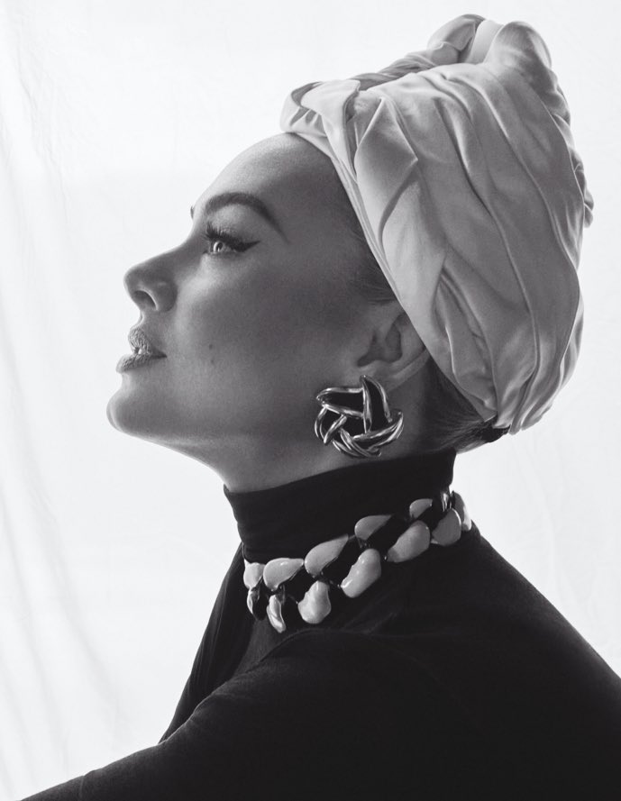 adele’s face card NEVER declines