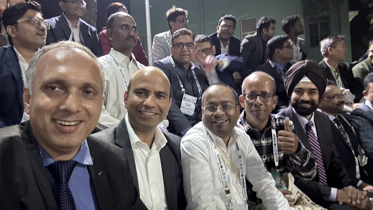 mathuraiims's tweet image. Catching up with Seniors, Ex students and friends in the backdrop of #APCON2023