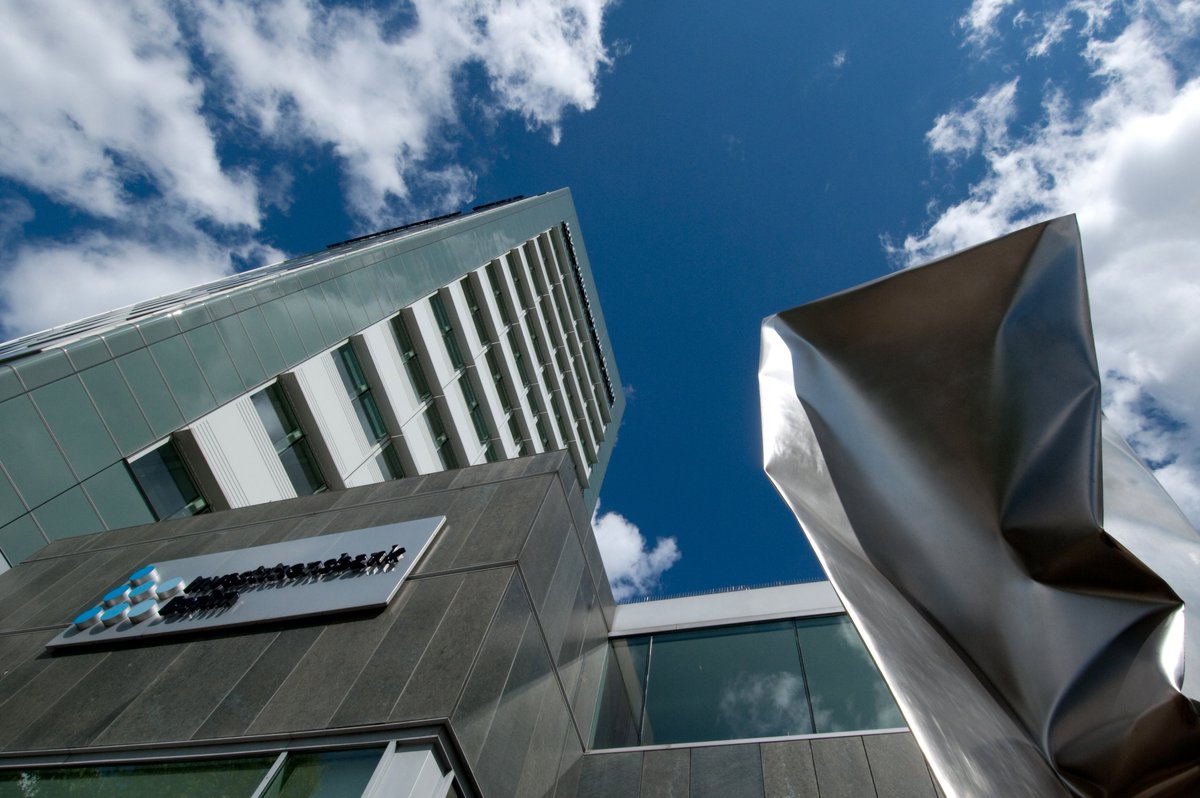 #Volkswirtschaft für #Berlin

Wie gestaltet sich die wirtschaftliche Entwicklung in der #Hauptstadt?
Setzt der positive Trend auf dem Berliner #Arbeitsmarkt fort?

💡Erfahre mehr in den #Publikationen unserer Volkswirte und abonniere unseren Newsletter

ibb.de/volkswirtschaft