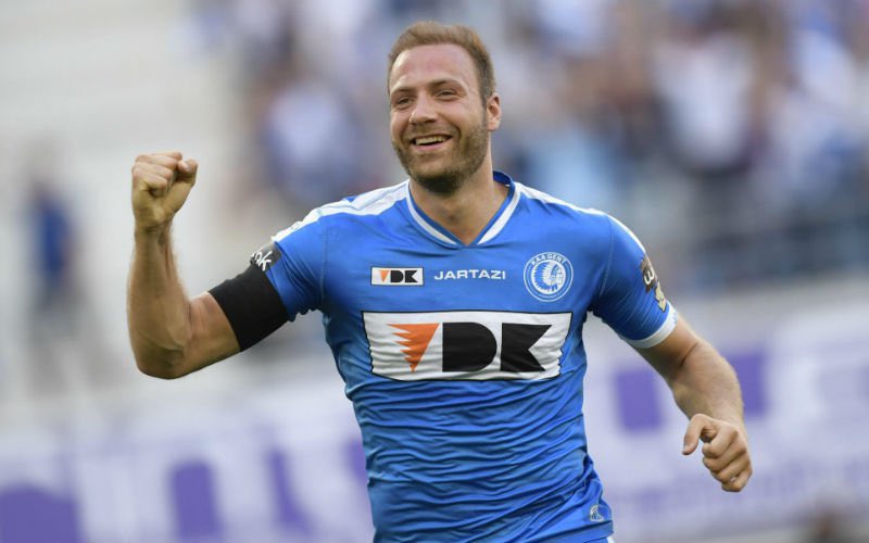 Meestal vind ik die verjaardagtweets maar zo-zo maar deze Held van de Gantoise, compaan van @ThomasFoket e.a. verdient het wel. 

Bon anniversaire @laudepoitre!
Happy Birthday, Lolo!
Een goed (voetballend) jaar, kampioen!
👏👏👏
#kaagent #loskampioen