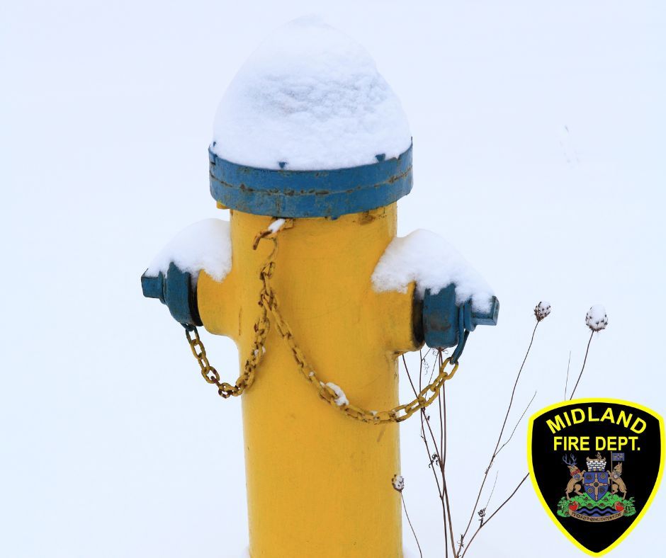 MidlandFire's tweet photo. The snow is starting to fall, we would like everyone to help us help you by ensuring the hydrants on or near their property are clear from snow. #SecondsCount #AdoptAHydrant https://t.co/0ovRWF1jRO