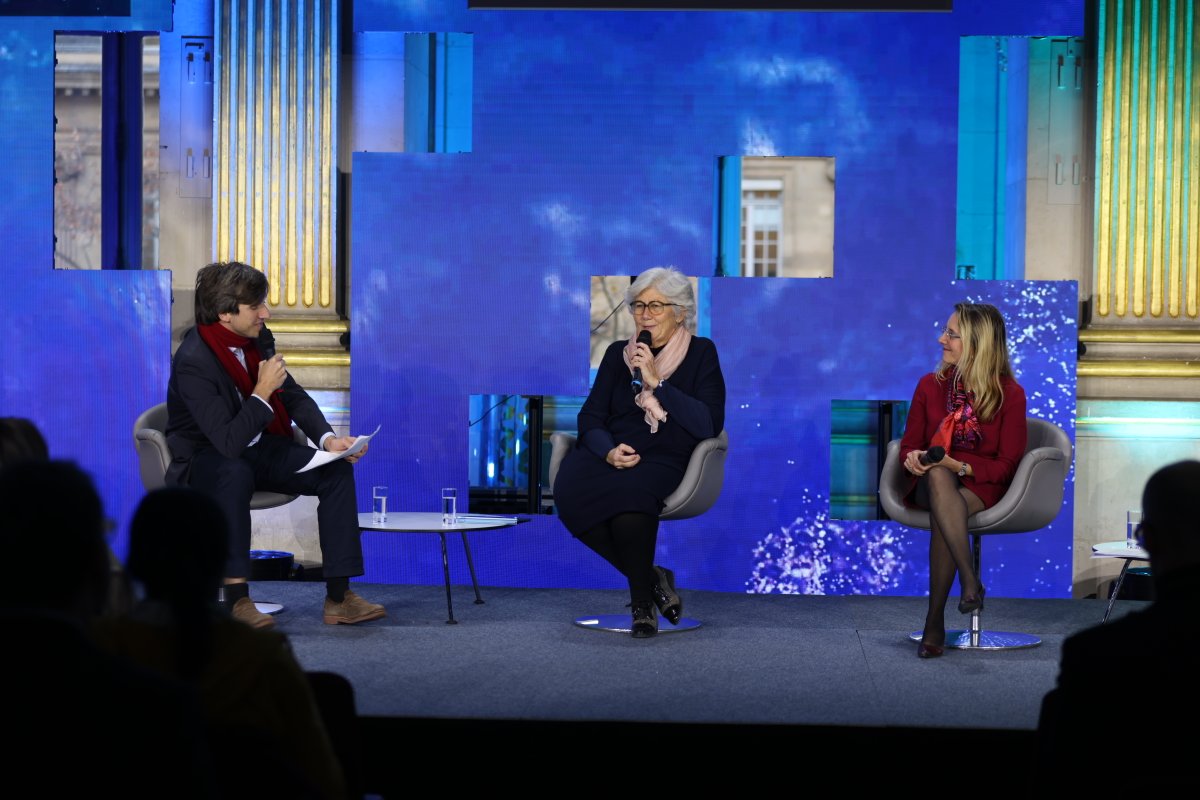 #ForumZeroCarbone #Paris - TR : Comment concilier production de logements, biodiversité et lutte contre les îlots de chaleur ? 🌡️
Avec :
<a href="/M_Louradour/">Marianne Louradour</a>, Présidente de CDC Biodiversité
<a href="/AnneMarieJean1/">Anne-Marie Jean</a>, Vice-Présidente de l'Eurométropole de Strasbourg et Conseillère municipale