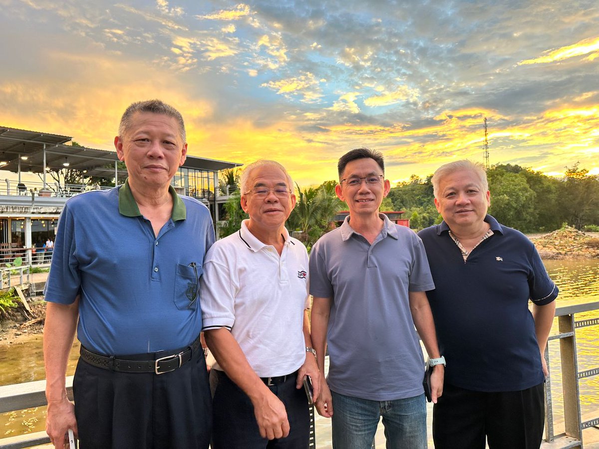 msiachung's tweet photo. #我们 在 #沙巴 #亚庇 https://t.co/sndfxWobel