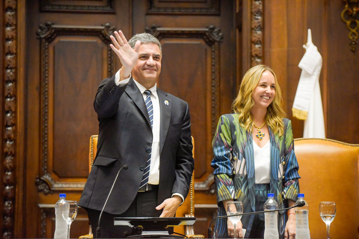 Manuela López Menéndez (@manlop) on Twitter photo Felicitaciones <a href="/jorgemacri/">Jorge Macri</a> y <a href="/claramuzzio/">Clara Muzzio</a>. Hay un enorme desafío por delante: seguir mejorando la vida de todos los porteños. Felicitaciones <a href="/jorgemacri/">Jorge Macri</a> y <a href="/claramuzzio/">Clara Muzzio</a>. Hay un enorme desafío por delante: seguir mejorando la vida de todos los porteños.