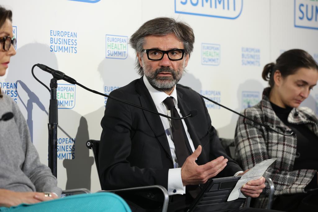 ebsummiteurope's tweet photo. “Now we have the opportunity to foster a pro-innovation, globally competitive healthcare environment to deliver health equity and medicines access across Europe.”
Massimo Giorgio Visentin, @pfizer Eastern Europe Cluster President at #ehs2023 https://t.co/2xpj2k47Jk