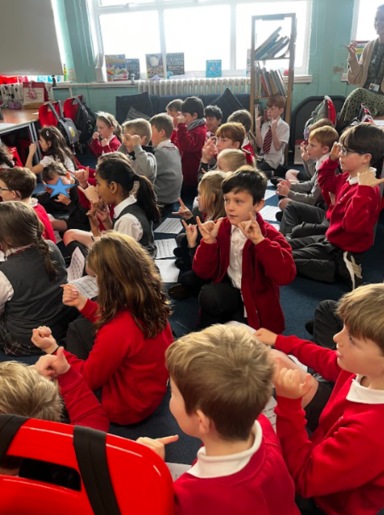 Carolside_PS's tweet photo. P5 and P6 loved learning Christmas words in British Sign Language yesterday. Thank you to David for teaching us this useful language, we would love to learn more BSL in the future! @westscotlandbsl @EastRenLangs https://t.co/HaNTld2mIX