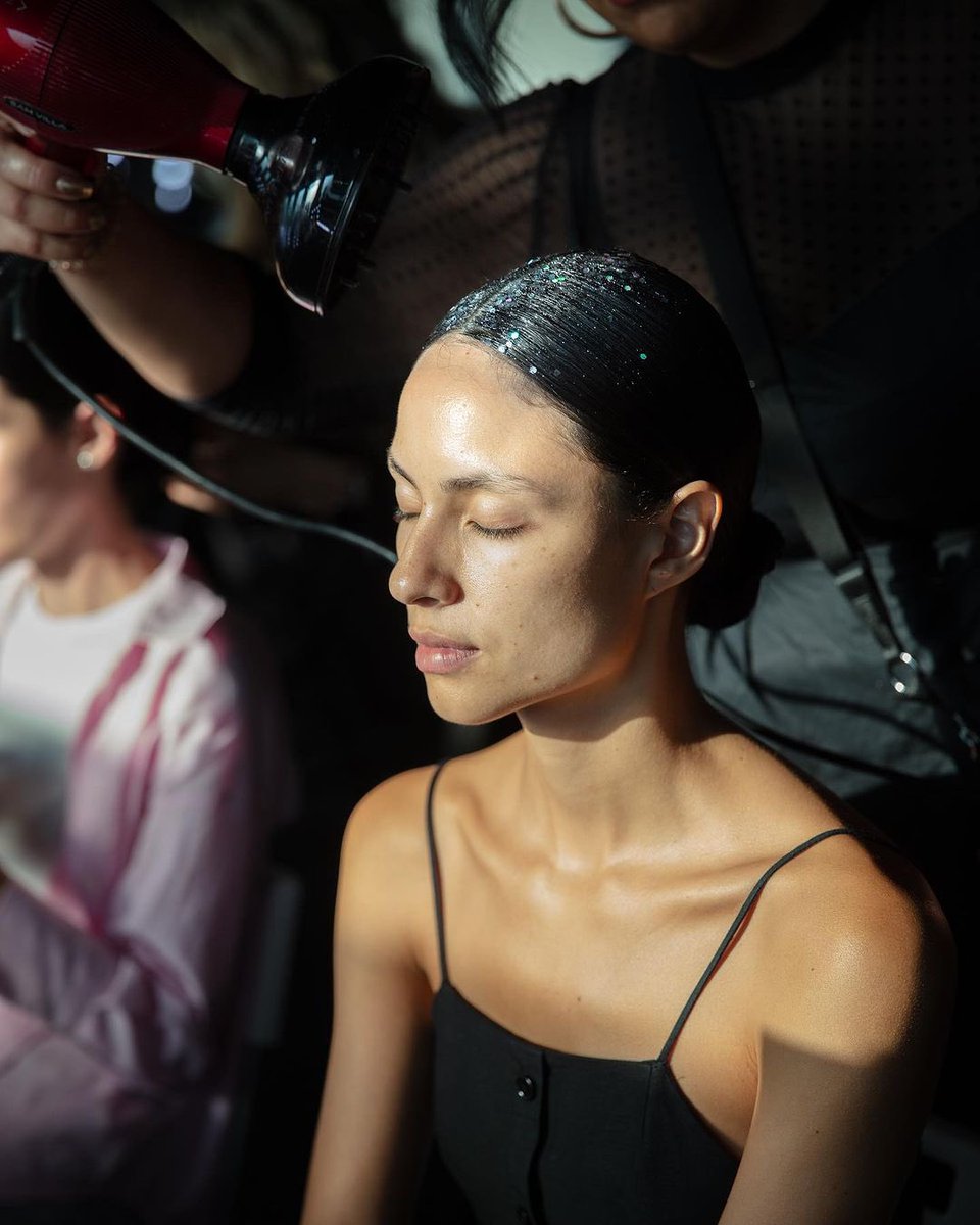 RamiKadi's tweet photo. Backstage moments from the #RamiKadi sustainable fashion show at the @COP28_UAE global climate change session 🪄 

#RamiKadi #RamiKadiCouture #MaisonRamiKadi #COPUAE #UniteActDeliver https://t.co/sn2ZPgsBFN
