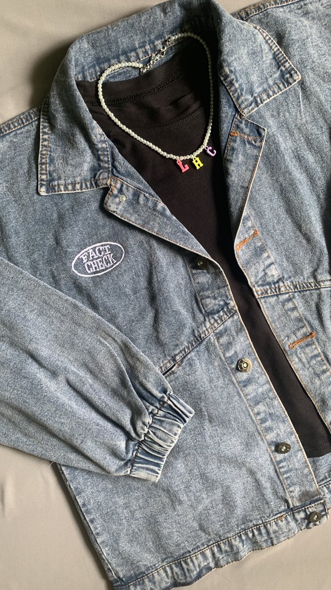 uniqqueid's tweet photo. [tes ombak]
NCT 127 Denim jacket speacial for the unity jakarta concert 🙌🏼
If u want bakal open PO tgl 10 Des ‘23 
Kindly drop ur username @ yaaa kalo tertarik untuk order😉🫶🏻#nct127theunityjakarta #NCT127_IN_JAKARTA #theunitytour #wts https://t.co/cyqZnyYju6
