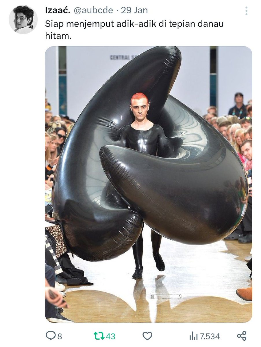 braveury's tweet image. Gak ngerti kenapa ya bisa mirip banget.