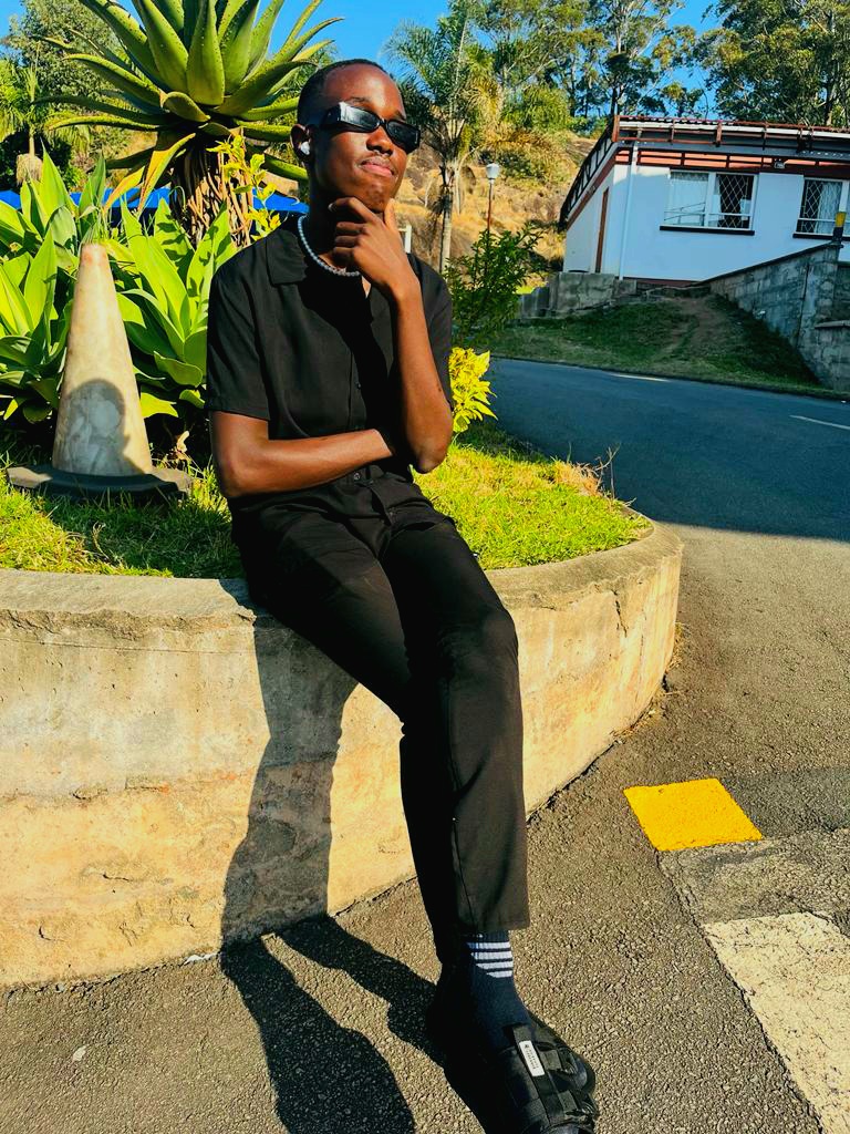 TKotason's tweet photo. Uma umnyama ngcoka lokumnyama utoba brown 😄🖤🤎 🇸🇿 🇸🇿 https://t.co/UydZGvPjfH