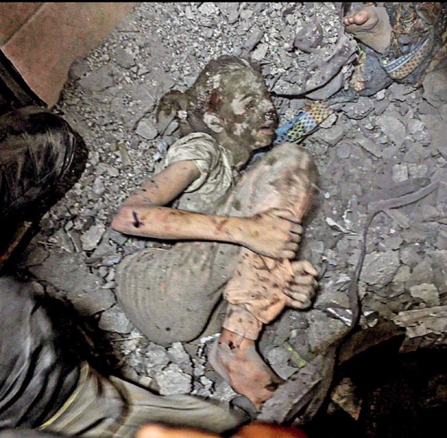 drhossamsamy65's tweet image. Warning: Sensitive content!!
More Innocent Palestinian children have been killed by Israeli forces today!!