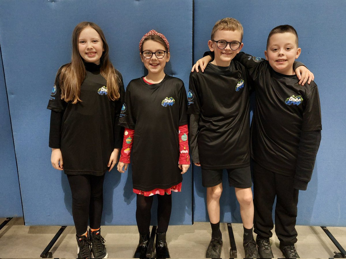 nptpass's tweet photo. Today we visited the year 5 Bronze Young Ambassadors in @BlaenbaglanPrim, @BaglanPrimary1,  @YBB_PESport @BaeBaglan The pupils were delighted with their tshirts and we were very impressed with their plans for the new year. https://t.co/YNzkcRyPMx