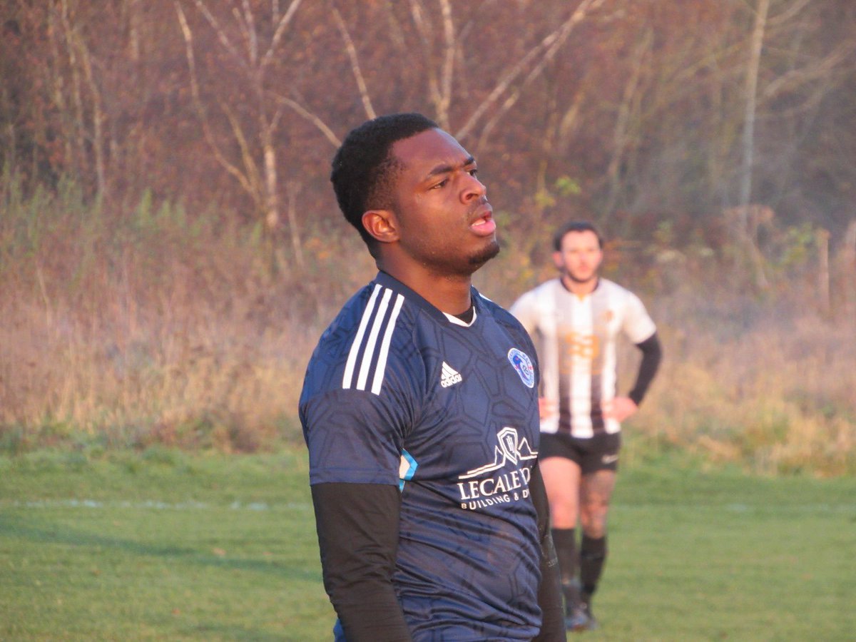 Buckhurst Way F.C. 🦌 tweet media