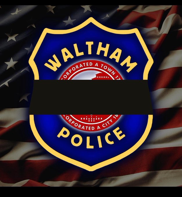 Saugus Police Department extends our heartfelt condolences to the members of @WalthamMAPolice and to the family and friends of Officer Paul Tracey, who was killed in the line of duty at a police detail worksite last Wednesday; along with a National Grid worker @nationalgridMA.