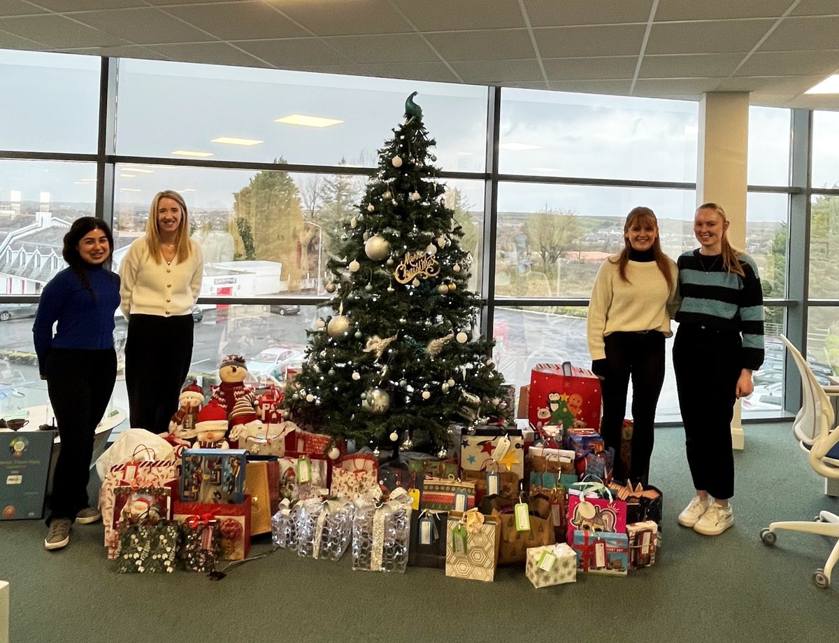 MKOIreland's tweet photo. π
π We are delighted to support The Galway Giving Tree again this year. The Galway Giving Tree aims to provide Christmas gifts to underprivileged children and adults within Galway who would otherwise go without. #GalwayGivingTree @GalwayGivinTree https://t.co/YWWaSC7HGK