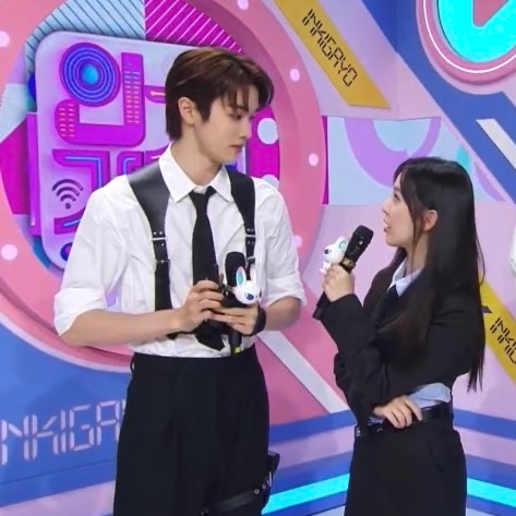 sungchan has a habit of staring attentively at people he's talking to — a thread because there's something about the way he does it that gets me every time