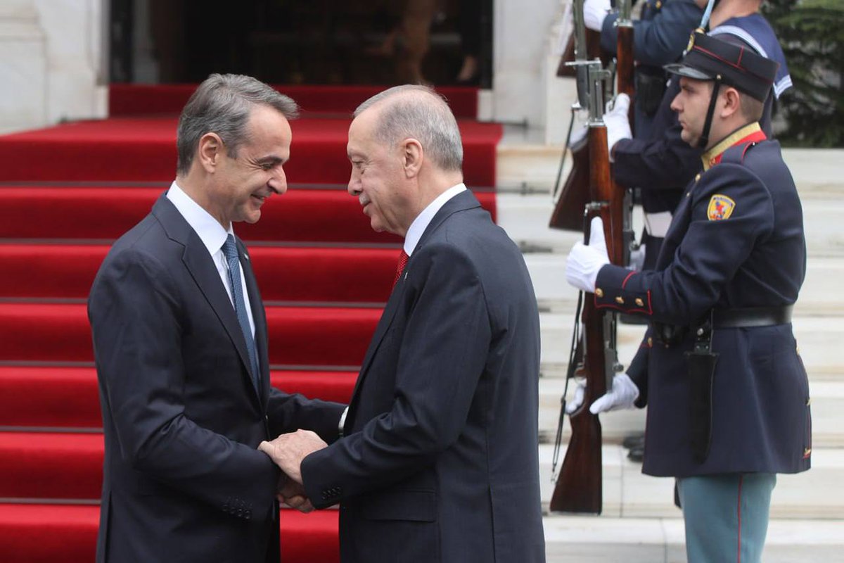 Déclaration du premier ministre grec Mitsotakis : ' Nous avons décidé de relancer les relations avec la Turquie. Nous soutiendrons la Turquie dans le processus d'adhésion à l'Union européenne.'