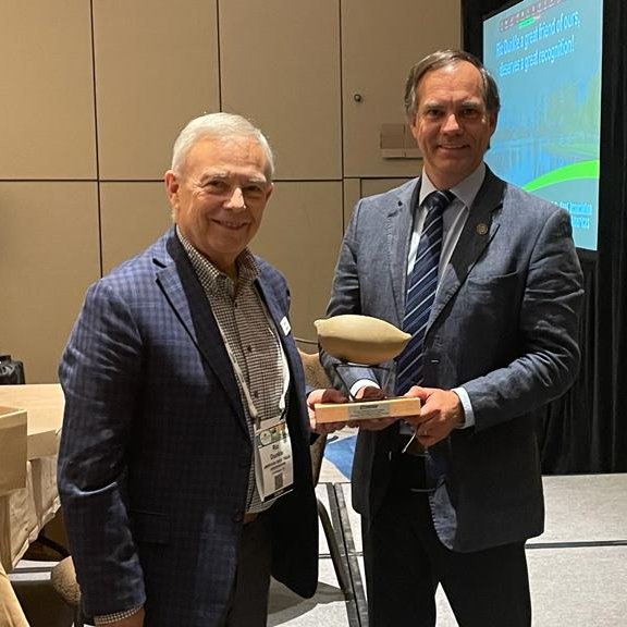 Yesterday at the #SAA open annual meeting, we gave special recognition to Rick Dunkle, acknowledging his years of dedication and legacy in the seed business across the Americas. Wishing him the very best in retirement! 🌱🌎

#ThankYou #JustGrowIt @Better_Seed