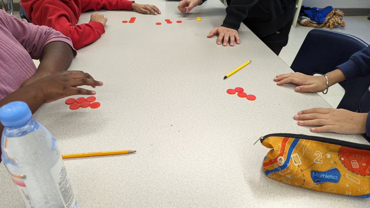 Melanie Prior tweet media