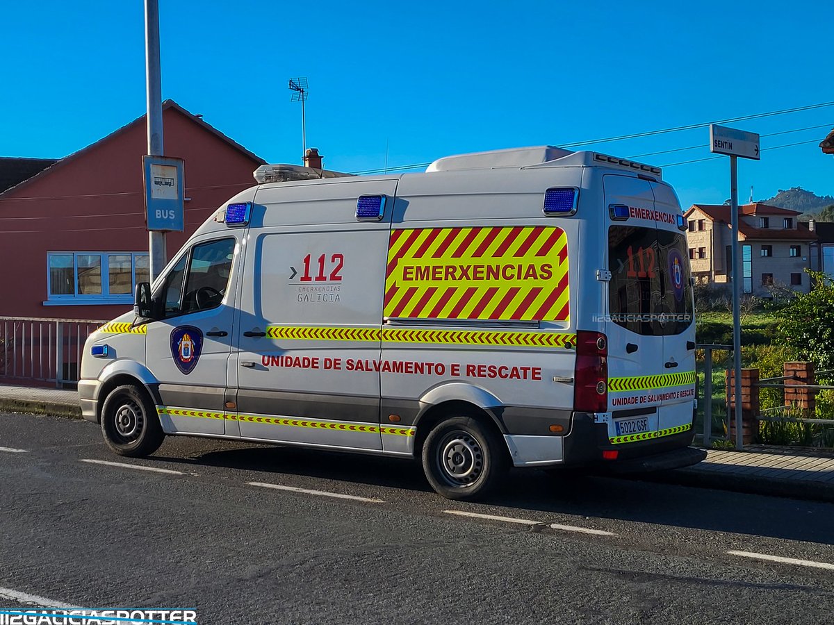 GaliciaSpotter's tweet image. Volkswagen Crafter perteneciente a la Unidad de Salvamento y Rescate de Protección Civil de Cambados.

Antigua ambulancia SVB de Samur-PC.

#volkswagen #crafter #proteccioncivil #cambados #galicia #voluntarios #samur #ambulance #ambulancia #rescate #salvamento  #emergencias200