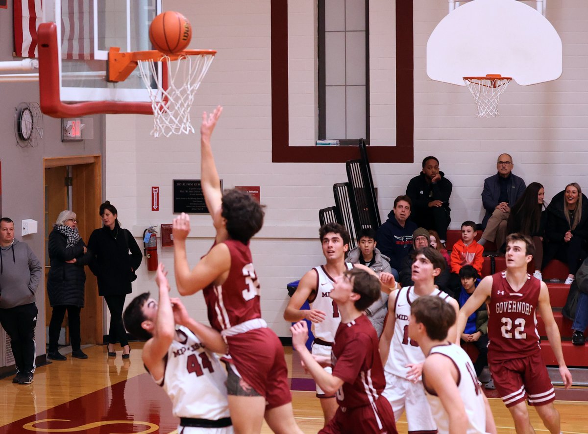 Some of my pictures from yesterday's boys basketball game between Governor's & Middlesex (won by Govs 75-52) : @GovsAthletics @GovsAcademy @MSONEWSports @ISLSPORTS