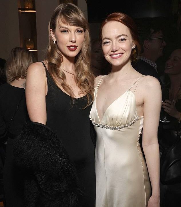 safeemmastone's tweet photo. my girls they did it for me https://t.co/E8mVWXGFJV