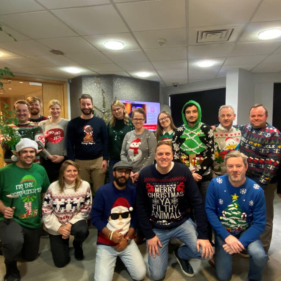 En Route International tweet media