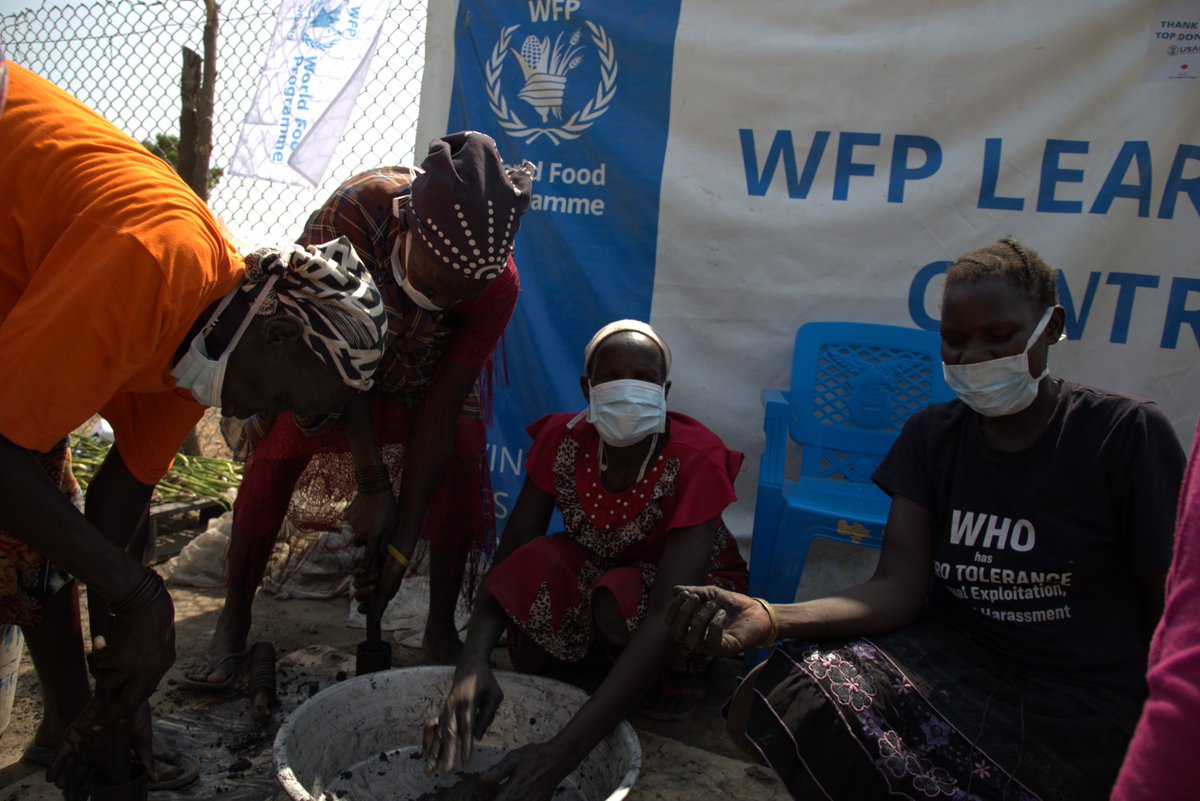 Women-led organizations bring back hope in South Sudan. In Bentiu, I met Mery and Angelina, some of the women supported by @WFP and partners to adapt to a changing climate and improve their livelihoods. When women are supported, the whole community benefits.