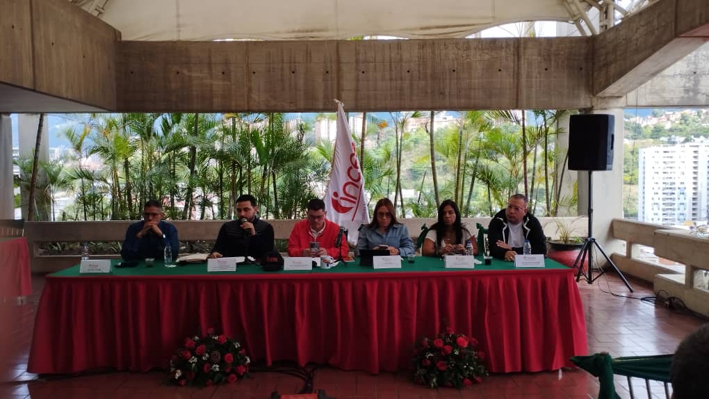 Inces_Guarico2's tweet photo. #7Dic | El Consejo de Gestión Regional del Inces celebra su última reunión presencial de este 2023 para evaluar la gestión del Inces durante estos 12 meses y planificar los objetivos de 2024.

#MásViviendasParaElPuebloConsejo https://t.co/DOnHoEWEqP