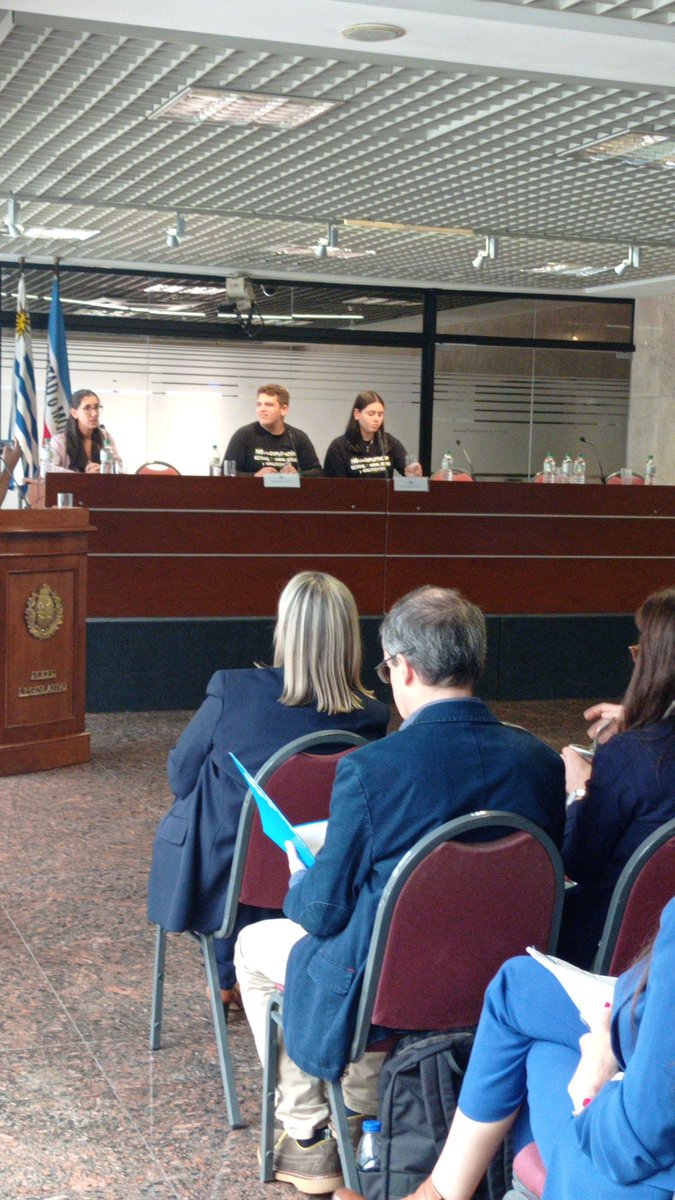 (ahora) Exponen adolescentes en el marco de la representación en Conapees comprometidos con la erradicación de la explotación sexual y comercial de NNA <a href="/educacion_mec/">Educación MEC</a> <a href="/BaroniGonzalo/">Gonzalo Baroni</a> <a href="/MdelR33/">Rosario Rodriguez</a> <a href="/inau_oficial/">INAU</a>