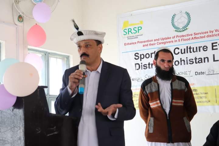 DCLowerKohistan's tweet photo. صوبائ حکومت کی ہدایات کی روشنی میں ضلعی انتظامیہ  کوہستان لوئر نے رشوت ستانی کے خلاف آگاہی کے سلسلے میں آج گورنمنٹ ہائی سکول پٹن کوہستان لوئر میں واک اور سیمینار منعقد کیا اس کے علاوہ اینوئل پرائز ڈسٹری بیوشن پروگرام اور ووٹر ڈے کے حوالے سے بھی پروگرام منعقد ہوا. https://t.co/1FYHCkSVJX