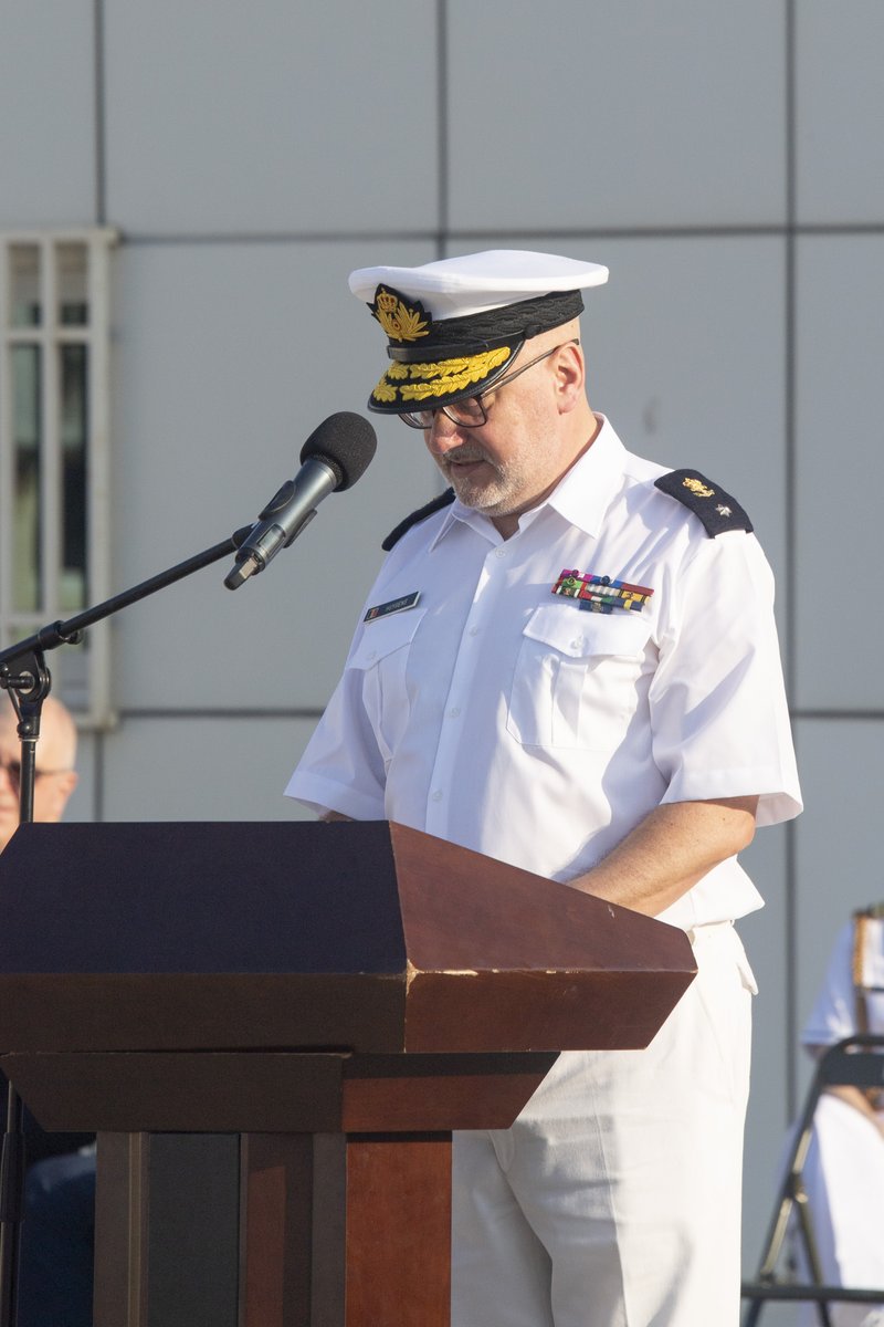 EMASOH_AGENOR's tweet photo. Today the Change of Command Ceremony took place at the French Naval Base in UAE.

🇫🇷VADM Slaars, operational commander of EMASoH has designated 🇧🇪RADM Huygens as Force Commander of Task Force AGENOR, under Admiral Benelux flag, to replace 🇮🇹RADM Panebianco.

📷: @FFEAU_ALINDIEN https://t.co/Kpe0EwcH5f