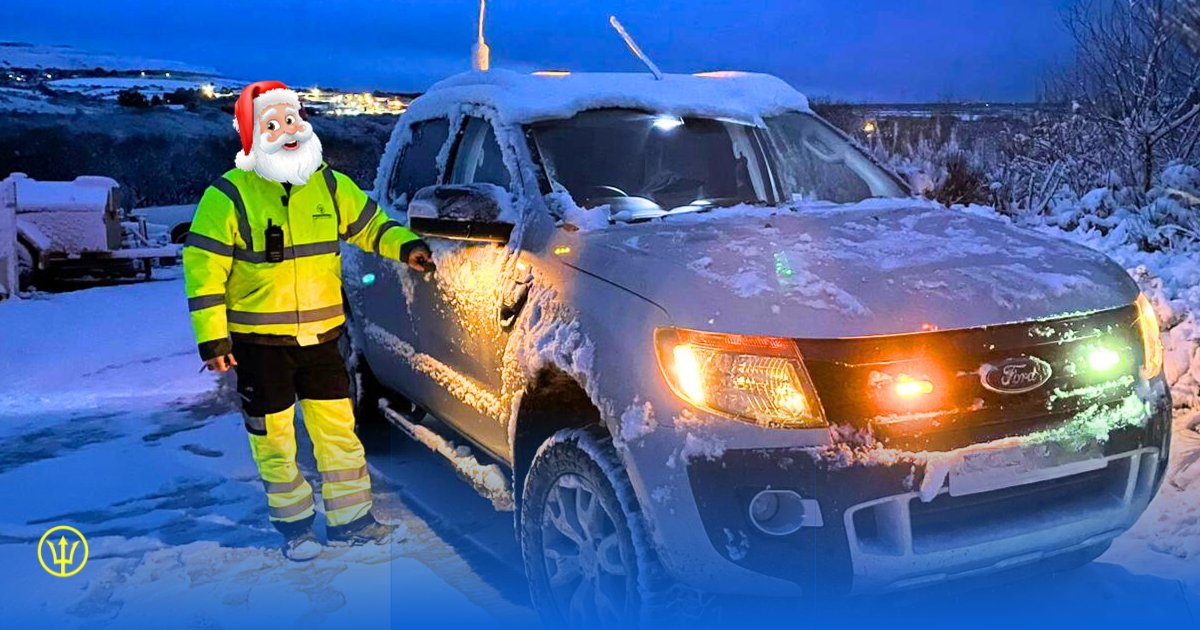 poseidonsafe's tweet image. Christmas Jumper Day in spirit but always merry and bright in our uniforms! 

A throwback moment to when it snowed on our St Dennis site earlier this year. 

#MobilePatrols #MannedGuarding #SiteSecurity #TotalSecurity #SnowInCornwall #WinterInCornwall #Cornwall