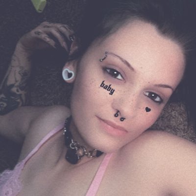 #NewProfilePic https://t.co/f28R8uBbc7<a href="/tag/newprofilepic"class="tags">#NewProfilePic</a>