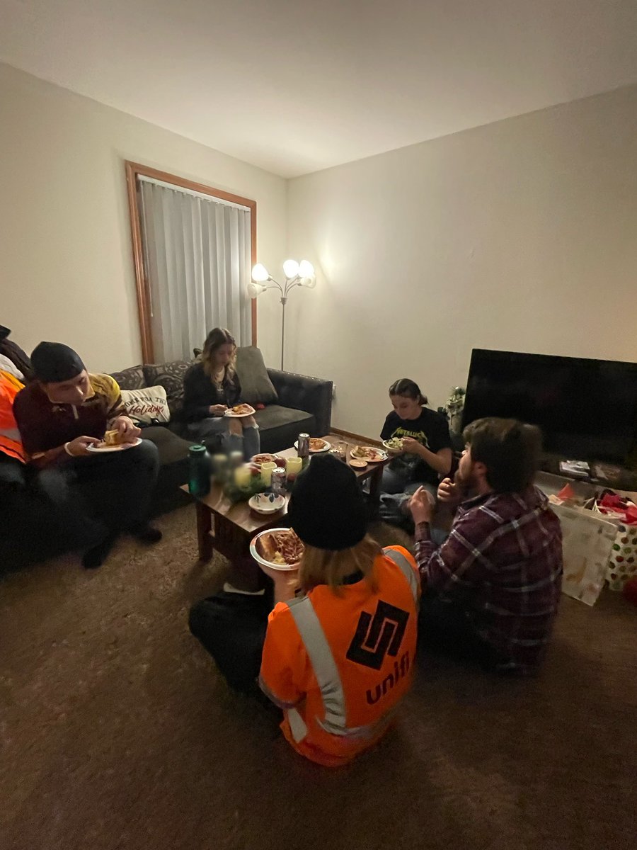 skydivebroncos's tweet photo. The 1st 3rd annual spaghetti dinner. Happy holidays broncos. Good luck on finals! 

Upcoming: skydiving collegiates 😎 

@WesternMichU  @SkydiveAllegan @WMUCoA 
#skydive #skydiving #broncos #westernmichigan #wmu #skydiveallegan https://t.co/04KBFSEi2M