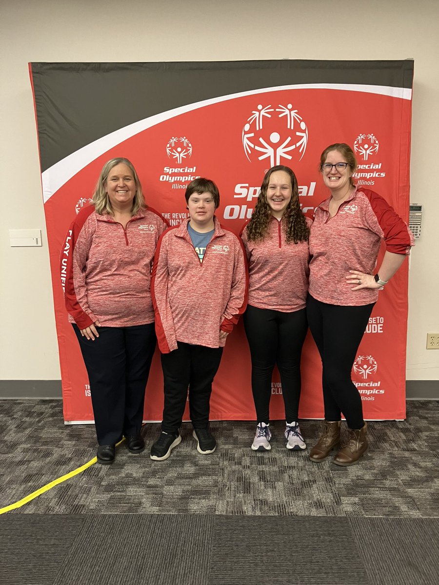 Abbey Cisneros tweet media