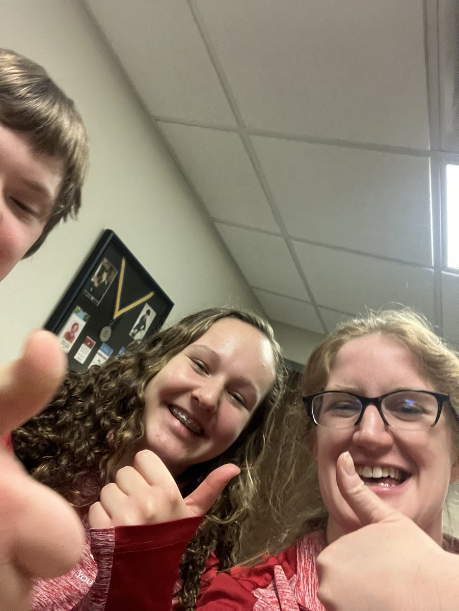 Abbey Cisneros tweet media