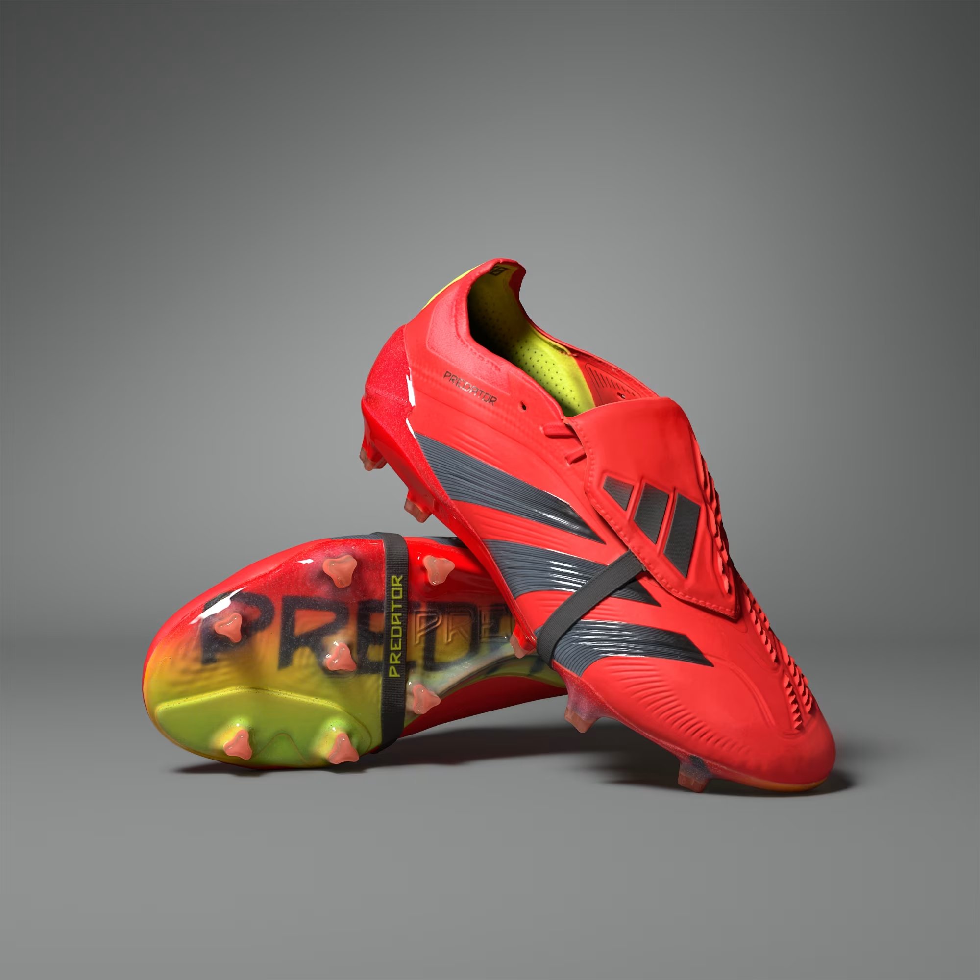 Botines predator sin cordones sale