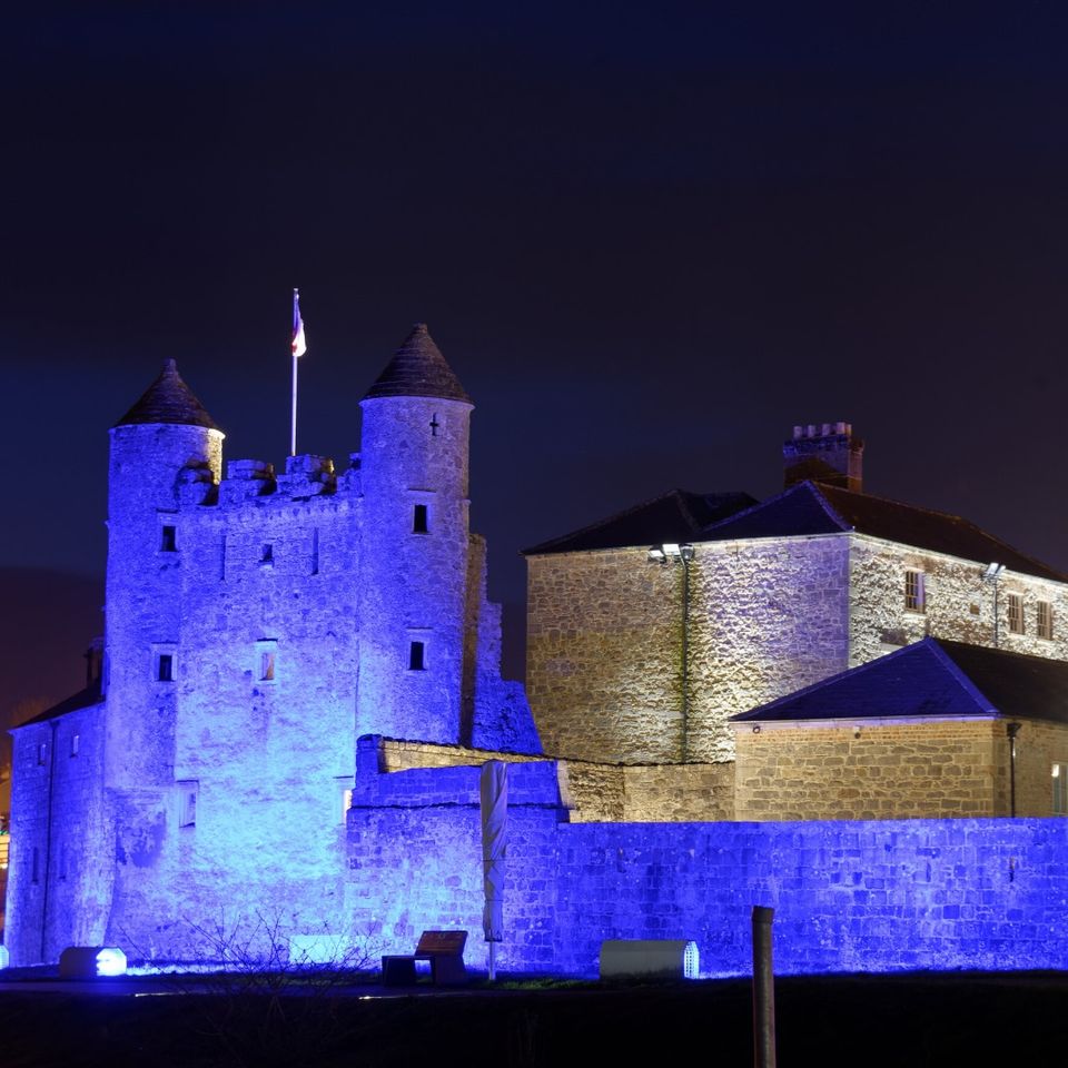 fermanaghomagh's tweet photo. This evening Enniskillen Castle &amp; Strule Arts Centre, Omagh will be illuminated blue on in recognition of World Twin to Twin Transfusion Syndrome (TTTS) Awareness Day. 

#worldtttsawarenessday #fightttts https://t.co/YXw6BpZqPB