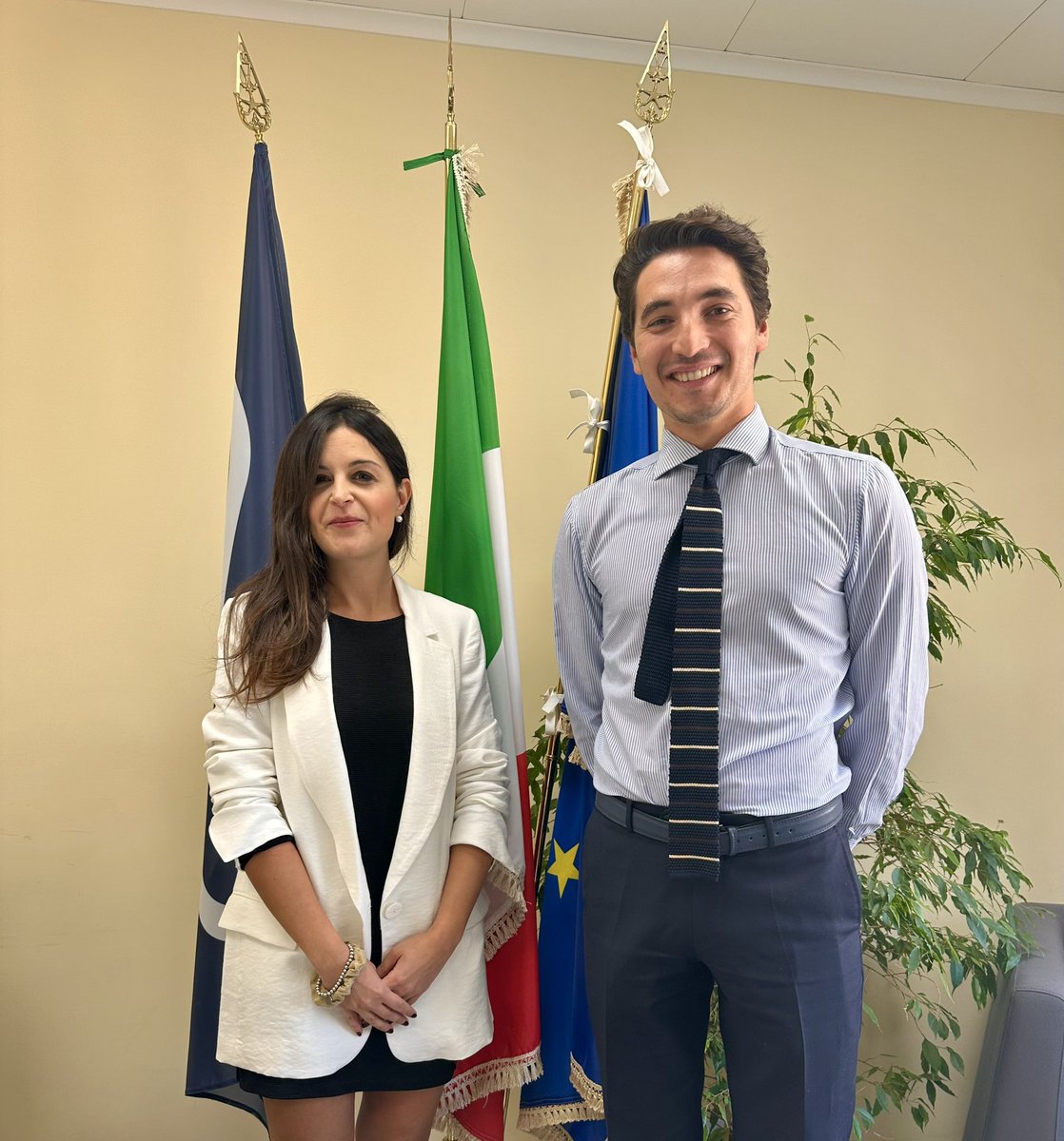 Ho incontrato la Presidente del Consiglio Nazionale dei Giovani <a href="/MariaC_Pisani/">Maria Cristina Pisani</a>. Il <a href="/CNG_Italia/">Consiglio Nazionale Giovani</a> è un ente che dialoga ogni giorno con il Governo e le Istituzioni per portare avanti istanze che riguardano noi #giovani. È stata un’occasione utile per confrontarsi e ribadire le