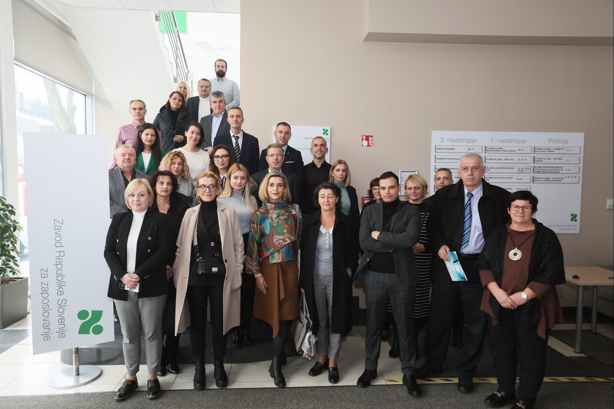 rccESAP's tweet photo. Half-way through @rccint #ESAP2 Study Visit to Employment Service Slovenia w/ #WesternBalkan #PESs. 
Already full of great impressions, new ideas, stronger partnerships. Looking fwd to tomorrow to see hands on client service provision in #Ljubljana regional office. 
#jobs #career https://t.co/aMJkseAyOF