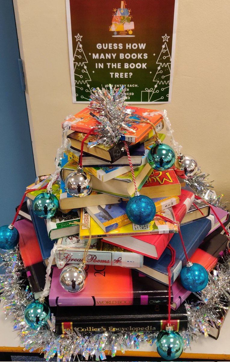NWC_Library's tweet photo. We have not one, but two Christmas book trees @NorthwoodGDST this year - one in the senior and one in the junior library! 🎄🎄

Students are invited to guess how many books are in the tree's, with the winners announced next Thursday 🥳

#NWCLibraries #NWCFamily https://t.co/arpROhqvUE