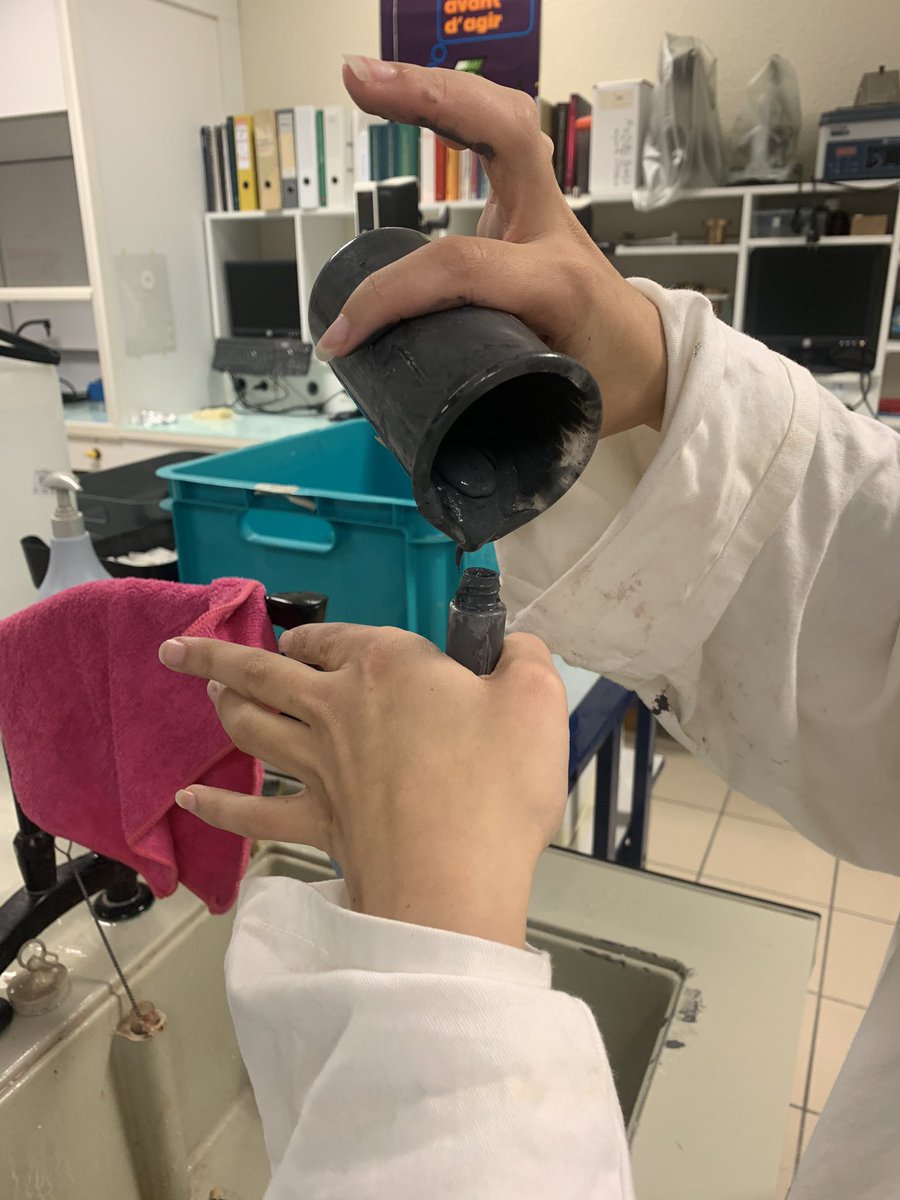La cosmeto d’Helene tweet media
