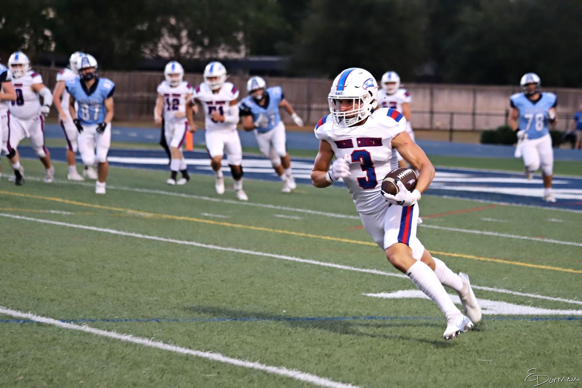 558 yards 38 Receptions (14.7 avg)
399 yards 55 Carries (7.3 avg)
All Purpose Yards 1030
7 Total Touchdowns
Total Tackles 45
11 Games Played

hudl.com/video/3/169892…
@iamcoachwash <a href="/brazos_football/">Brazos Christian Football</a> <a href="/TXPSMedia/">Texas Private School Media</a> <a href="/TXPrivateFBGuy/">Texas Private School Football</a> <a href="/LoneStarPrepsTX/">LoneStarPreps.com</a> <a href="/LSCSN/">Lone Star Christian Sports Network (LSCSN)</a>